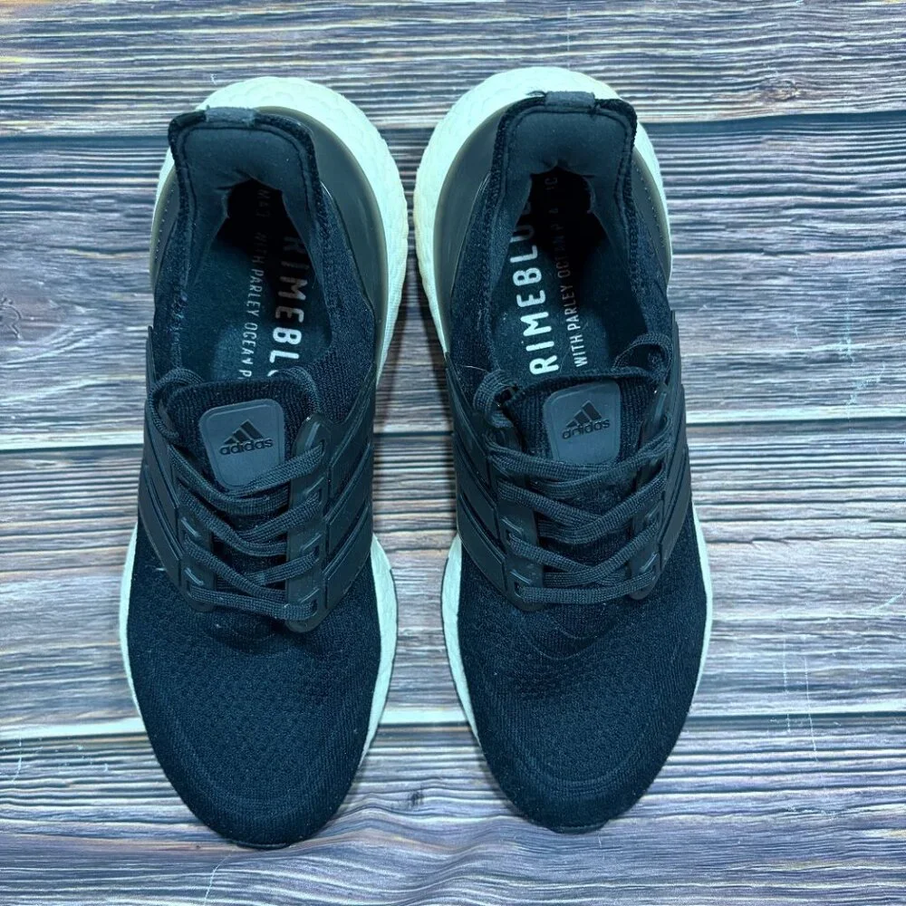 Adidas Ultraboost‎ 21 Women's Black Athletic Running Shoes Size 7.5